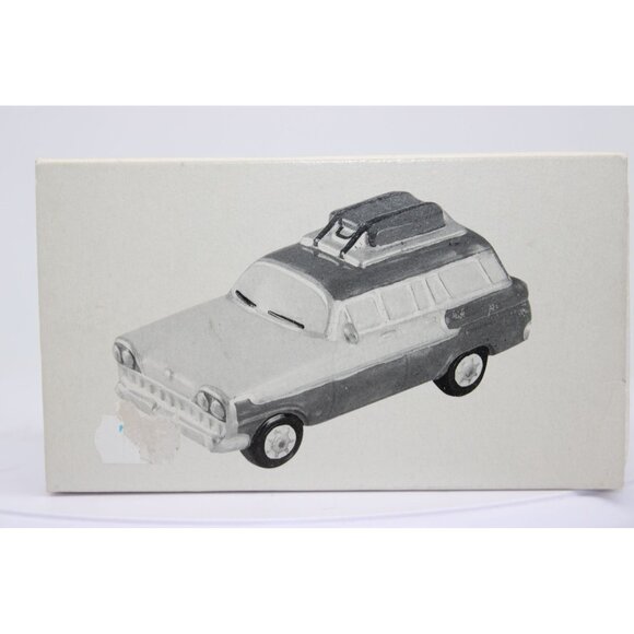 Dept 56 Snow Village - Classic Cars, Station Wagon - Picture 6 of 6